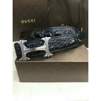 Ladies crocodile leather belt
